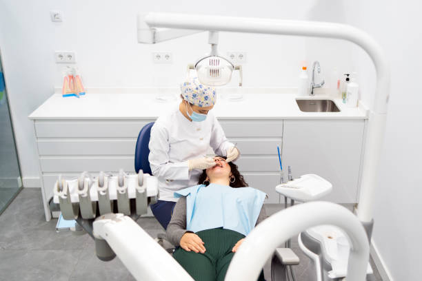 Best Root Canal Treatment  in Orangetree, FL